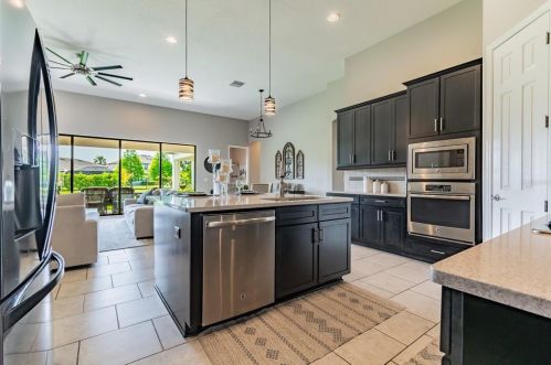 8147 Swiss Chard Cir, Land O Lakes FL  34637-7596 exterior