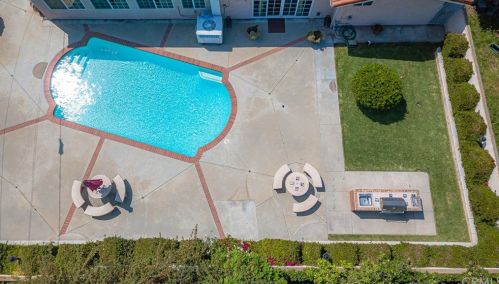 12070 Morning Ave, Downey CA  90242-2324 exterior