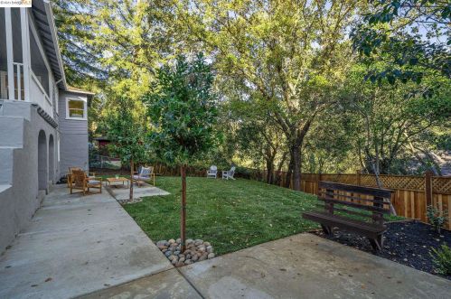 28 Camino Encinas, Orinda CA  94563-3335 exterior