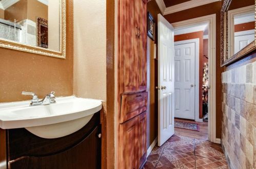 10331 Desdemona Dr, Dallas TX 75228-3207 exterior