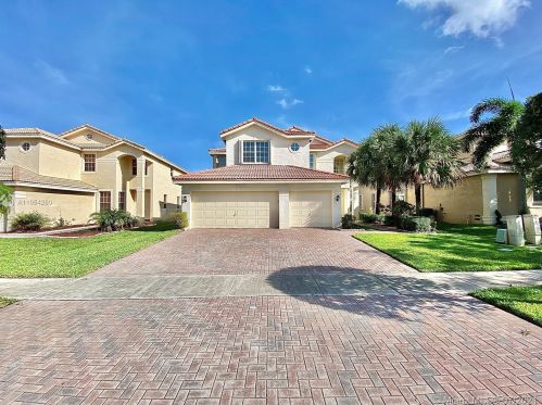 13281 45th Dr, Hollywood, FL 33027-3152