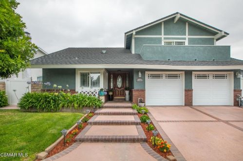 5392 Aurelia St, Simi Valley, CA 93063-4102