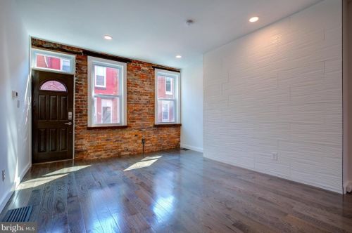 121 Mercy St, Philadelphia PA  19148-2613 exterior