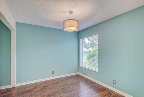 1281 Slash Pne Cir, West Palm Beach FL  33409-7086 exterior