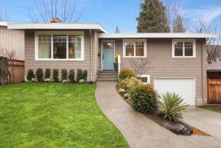 6226 39th Ave, Seattle, WA 98115-7416