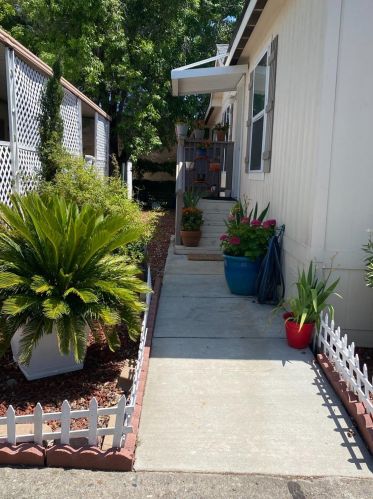 5038 Valley Forge Ln, North Highlands, CA 95660-5430