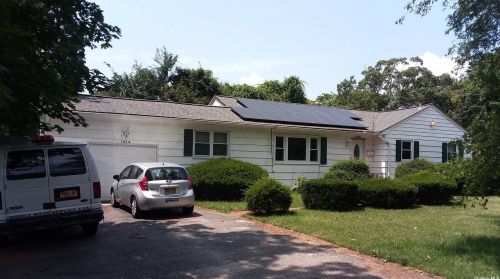 1424 Penataquit Ave, Bayshore, NY 11706-5130
