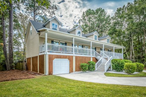 3655 Barton St, Johns Island SC  29455-7802 exterior