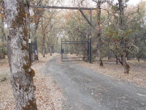 1552 Oak Wood Ct, Lakeport, CA 95453-7066