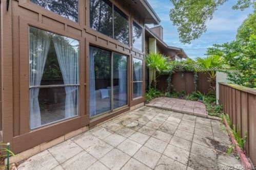 620 Main Trl, Ormond Beach FL  32174-4946 exterior