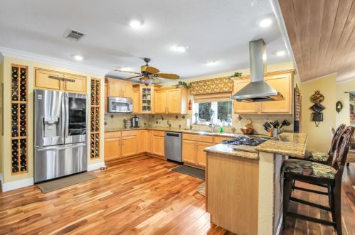 8813 Wendy Ln, West Palm Beach FL  33411-6522 exterior