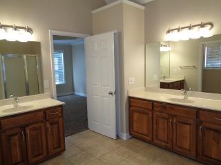 2032 Keene Cir, Spring Hill TN  37174-2691 exterior