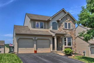 850 Thomas Armor Dr, Bittersville, PA 17366-9011