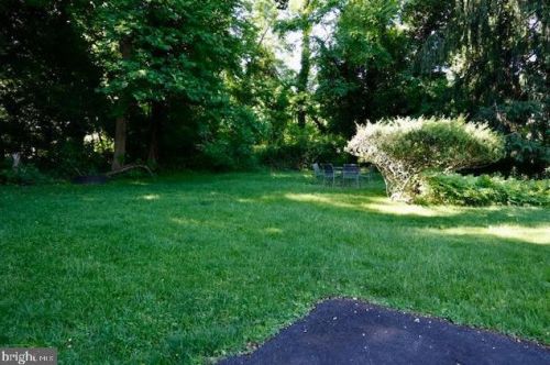 2345 Blair Mill Rd, Willow Grove PA  19090-1702 exterior