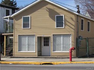 122 Greenwich Ave, Goshen NY  10924-2012 exterior