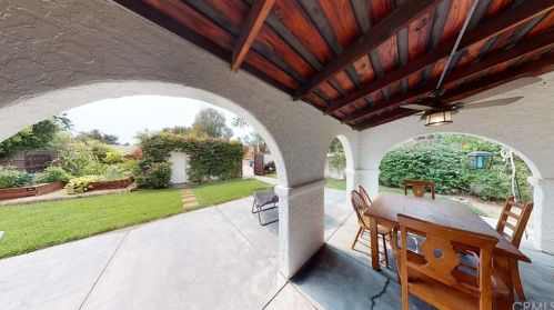 15560 Leadwell St, Van Nuys CA 91406-3110 exterior