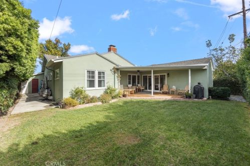 6880 10th St, Long Beach CA  90815-4930 exterior