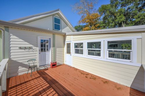 883 Squirrel Rd, Defuniak Springs FL  32433-7686 exterior
