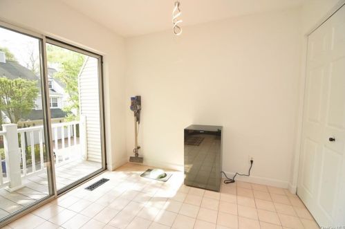13 Lake Marie Ln, Bedford Hills NY  10507-1231 exterior