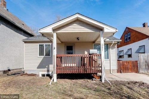 1171 4th St, Saint Paul, MN 55106-5307
