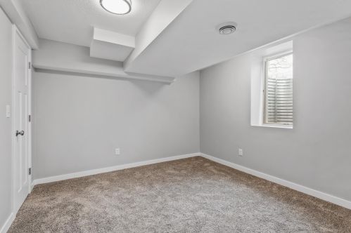 5637 Washburn Ave, Minneapolis MN  55410-2634 exterior