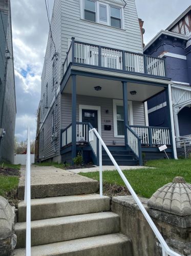 1309 Chase Ave, Cincinnati OH  45223-1827 exterior