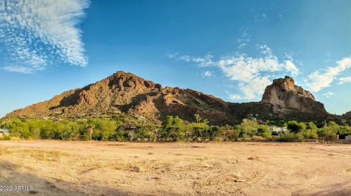 5405 Mcdonald Dr, Scottsdale AZ 85253-5406 exterior