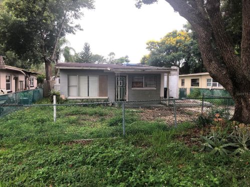 7616 Simms Ave, Orlando, FL 32812-4067