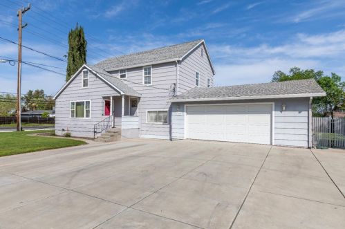 7142 10th St, Rio Linda, CA 95673-2407