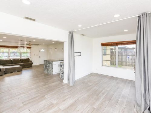 7891 11th St, Hollywood FL 33024-5148 exterior