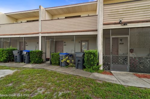 3172 Finsterwald Dr, Titusville, FL 32780-4876