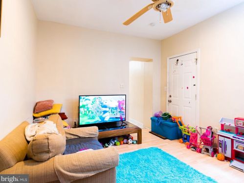 578 Clinton St, Camden NJ  08103-1330 exterior