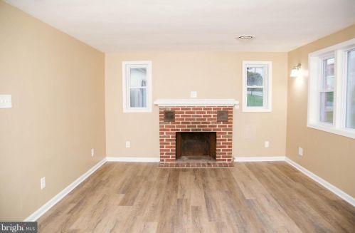 1655 Old Trail Rd, Etters PA  17319-9676 exterior