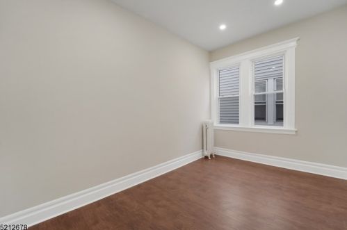 95 Shephard Ave, Newark NJ  07112-2023 exterior