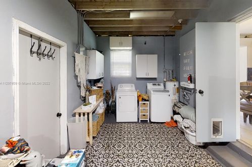 6651 25 St, Hollywood FL 33023-2738 exterior