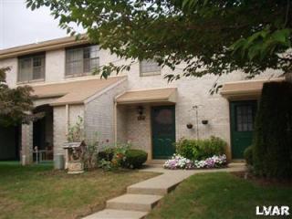 2827 Whitemarsh Pl, Macungie PA  18062-1406 exterior