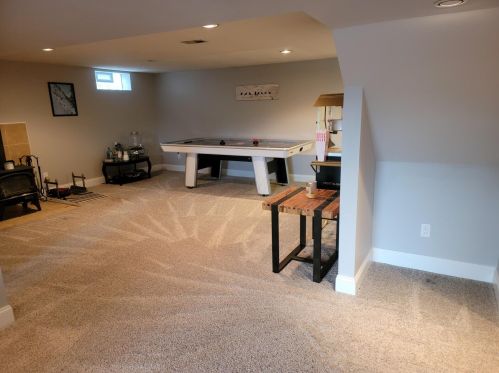 1930 Upper Vly Dr, West Jefferson OH  43162-9542 exterior