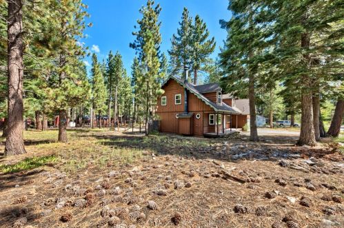 593 Koru St, South Lake Tahoe, CA 96150-5347