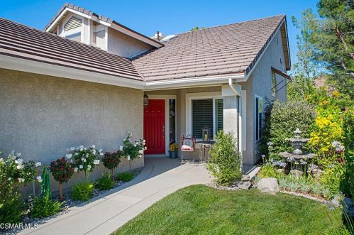 4206 Lost Springs Dr, Calabasas CA  91301-5326 exterior