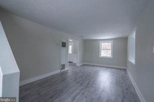 1580 Trolley Rd, Hanover PA  17331-6824 exterior