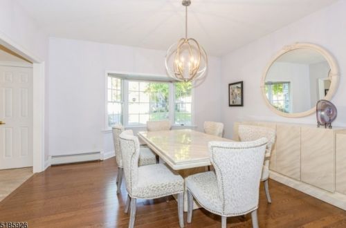 5 Shirewood Dr, Scotch Plains NJ 07076-2513 exterior