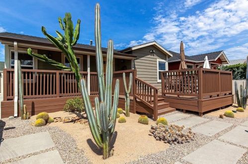 4728 Works Pl, San Diego, CA 92116-1556