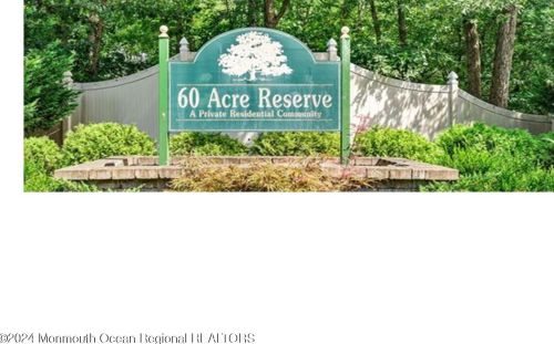 81 Azalea Cir, Jackson Twp NJ  08527-2556 exterior