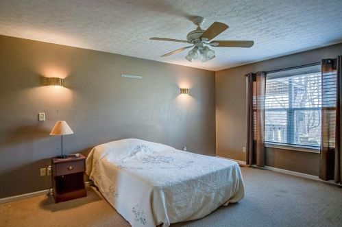 11281 Kenyon Rd, Mount Vernon OH  43050-9206 exterior