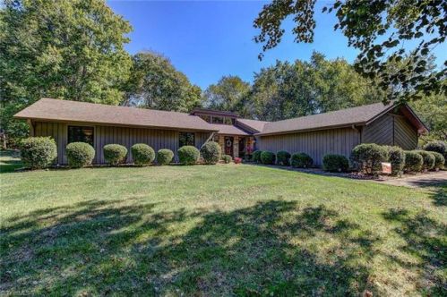 479 Reigate Dr, Kernersville, NC 27284-8077