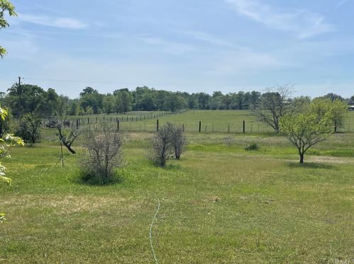 137 Prince Rd, Oroville, CA 95965-9622