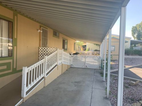 2598 Ayala Dr, Rialto CA  92377-8803 exterior