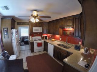 1443 13th St, Tucson AZ  85719-6109 exterior
