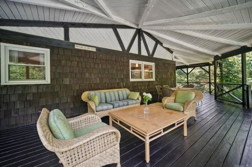 1322 Centre Rd, Rhinebeck, NY 12572-3268