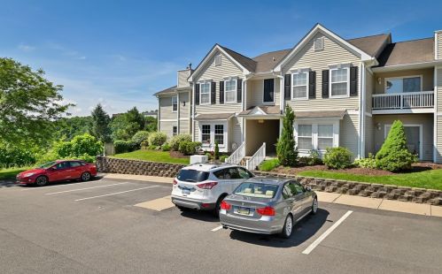 3002 Lenox Oval, Pittsburgh, PA 15237-1678